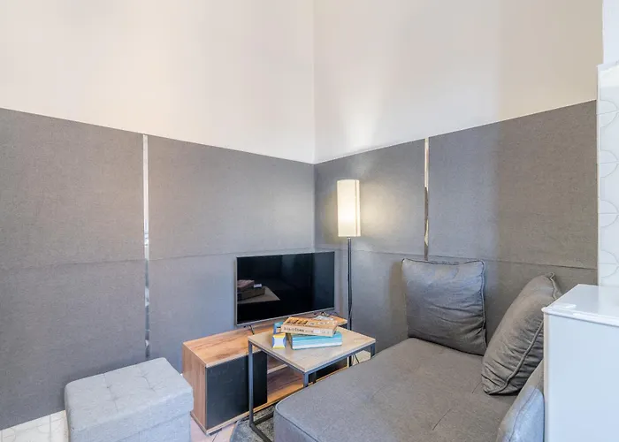- A 10 Minuti A Piedi Dal Teatro Ariston Apartment Sanremo